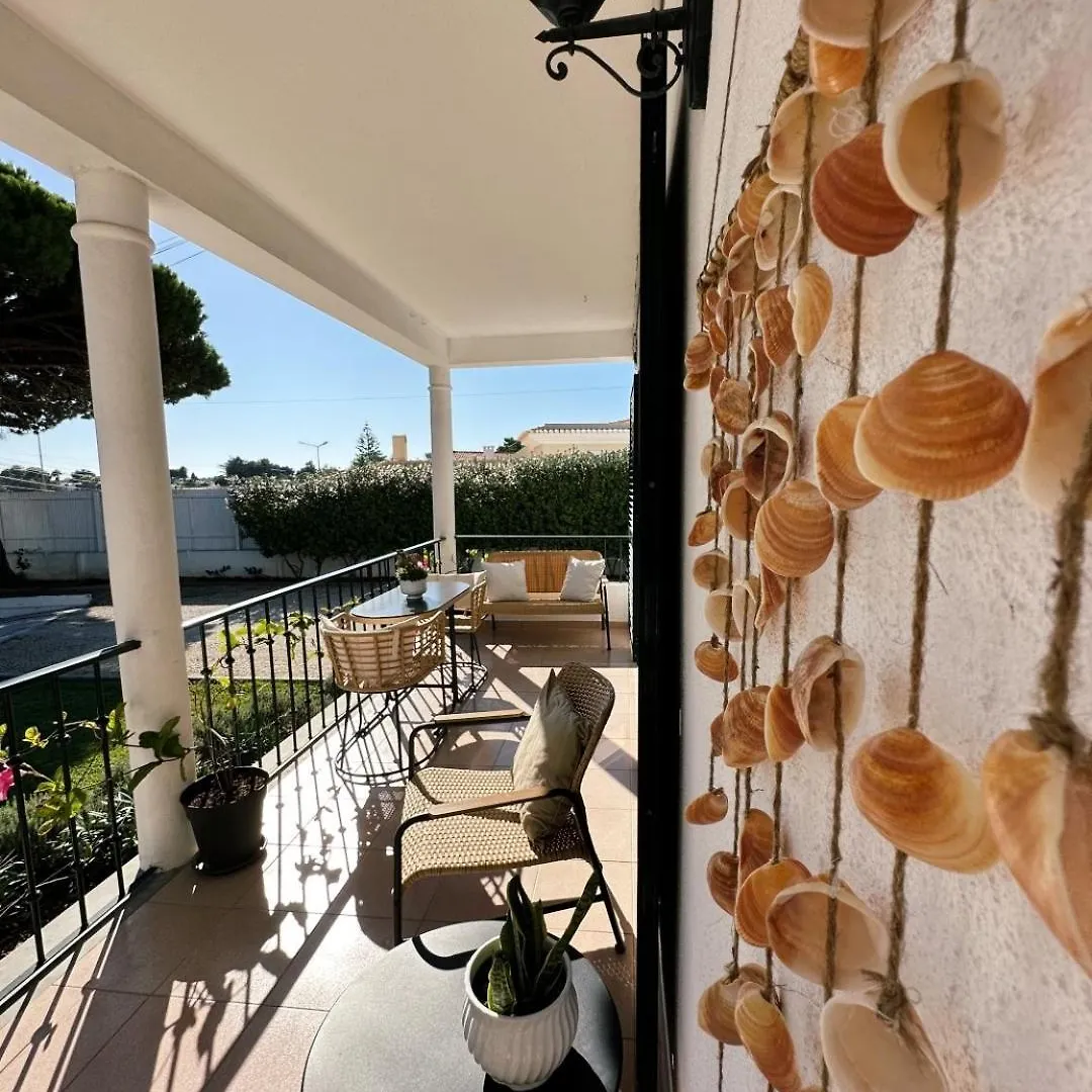 Guest house Moro'S Friends House - Cascais Hotel