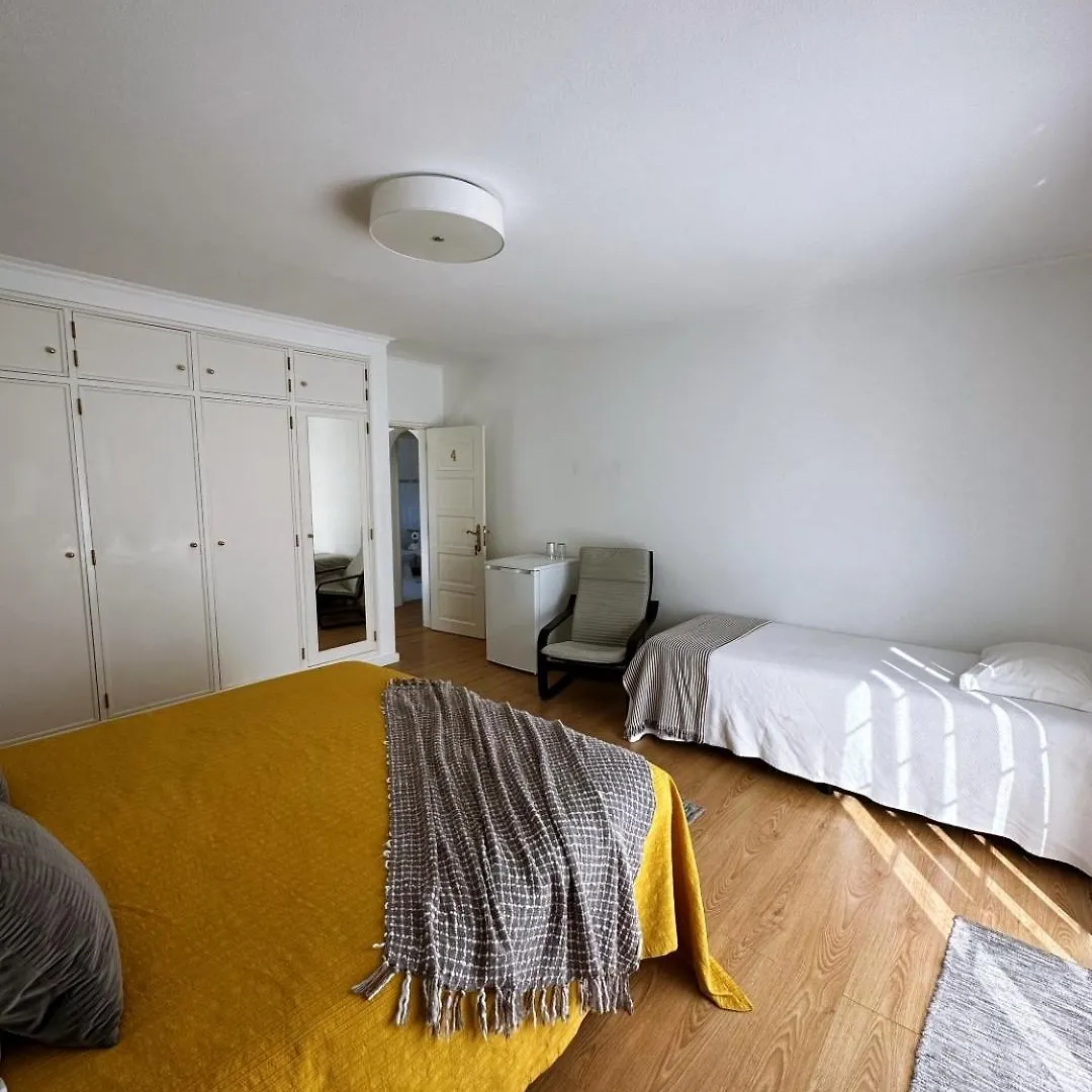 Hotel Moro'S Friends House - Cascais Penzion